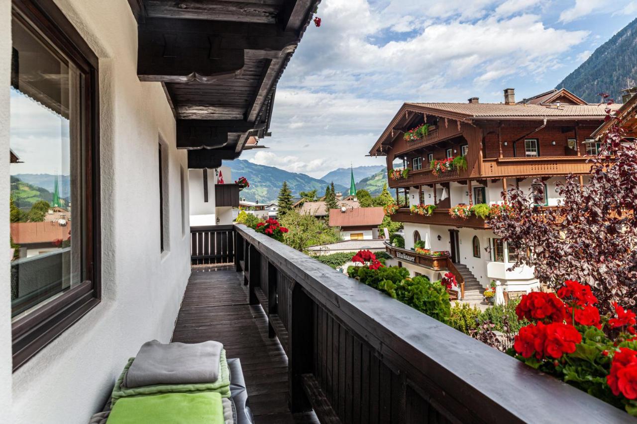 Ferienwohnung Galerie Kaiser Mayrhofen Exteriör bild