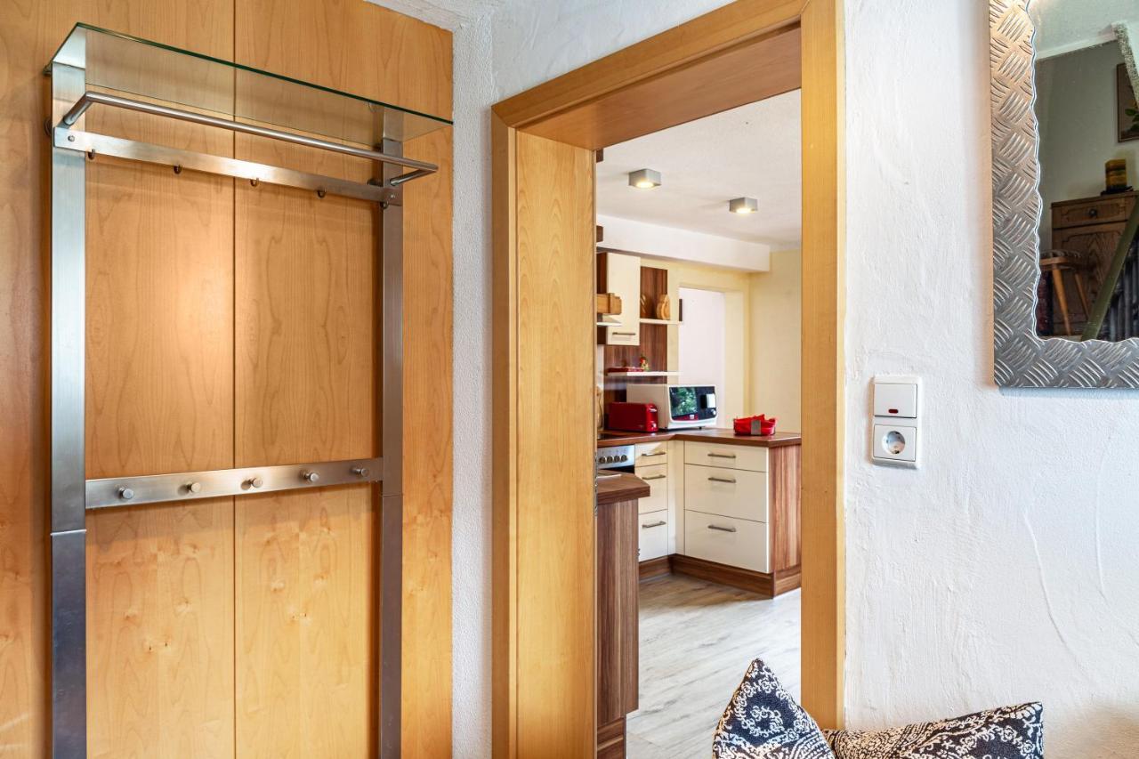 Ferienwohnung Galerie Kaiser Mayrhofen Exteriör bild